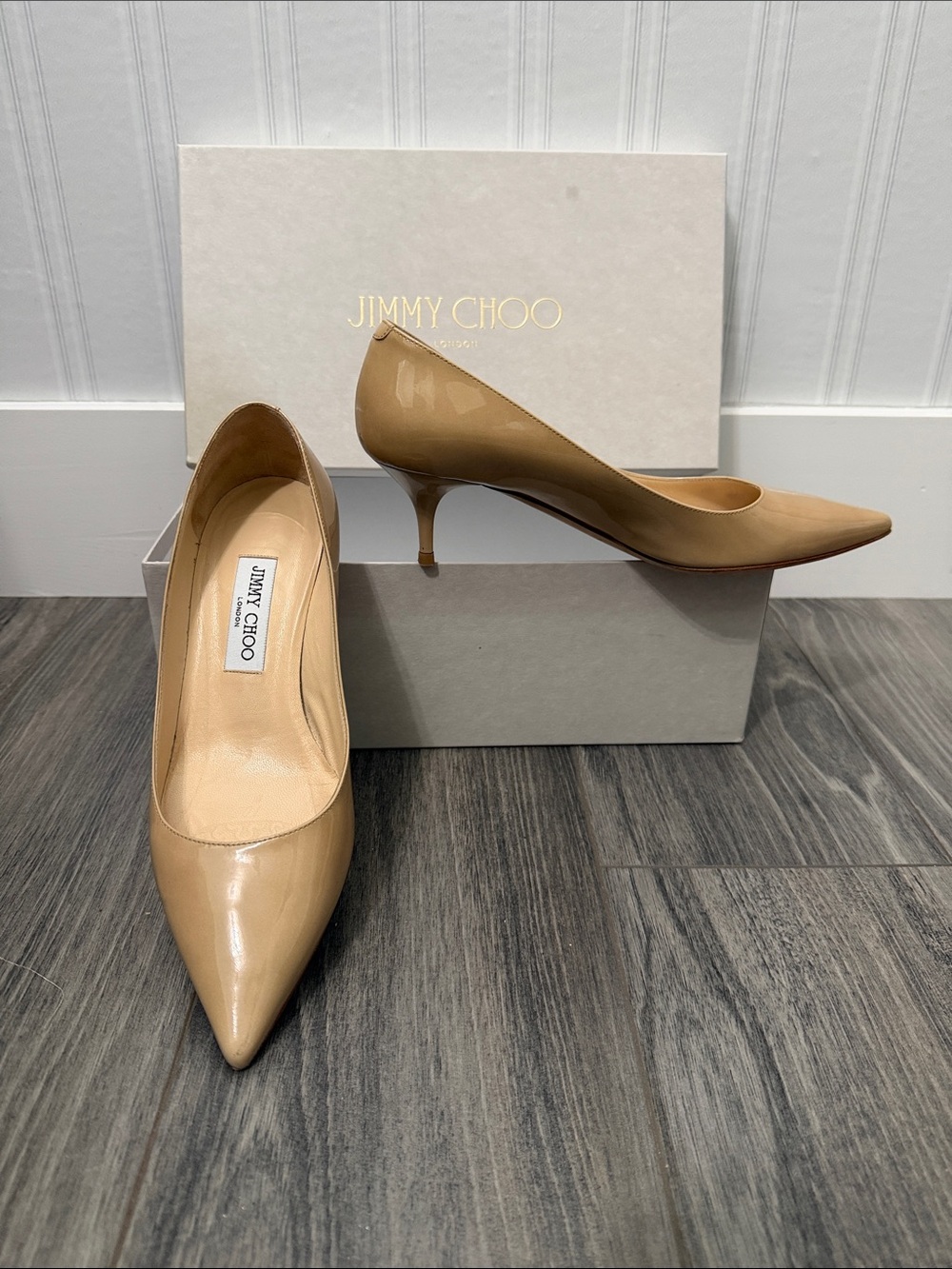 Jimmy Choo nude aza Patent Leather Pointed Kitten Heels 38.5